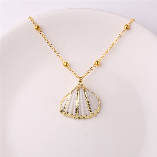 Boho Chic Gold Chain Conch Shell Necklace Beach Jewelry - White With Gold Stripe
